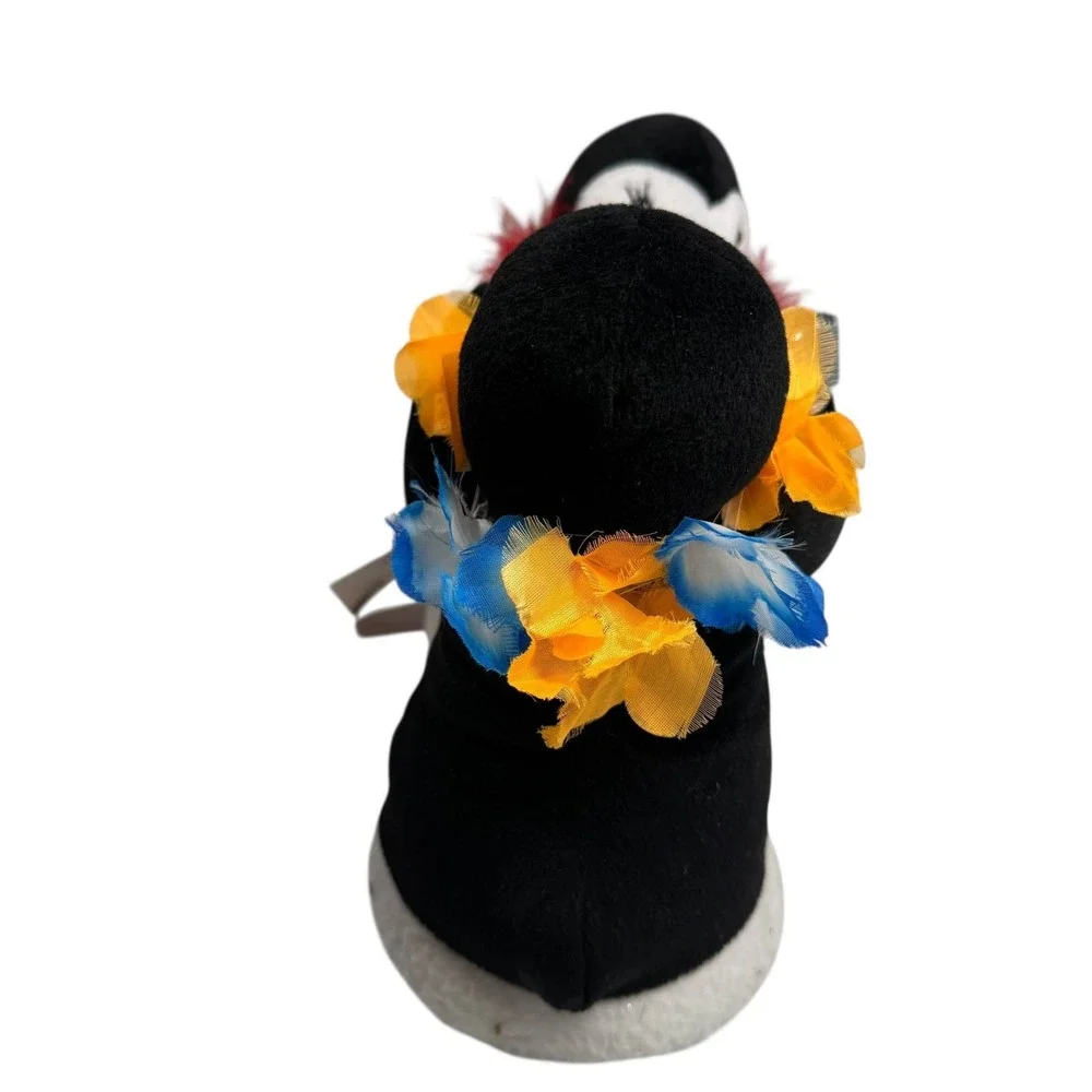 Avon Christmas Penguins Duet Singing Baby It's Cold Outside Animated SEE VIDEO